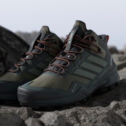 Terrex Skychaser Mid GORE-TEX Hiking Boots - Men's