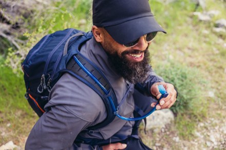 Inertia 24 H2O Hydration Pack - Men's
