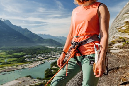 Comfort Fast Adjust Climbing Harness - Women's
