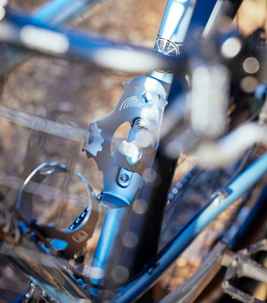 Otter Cage Water Bottle Cage