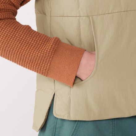 Campwell Quilted Down Vest - Women's