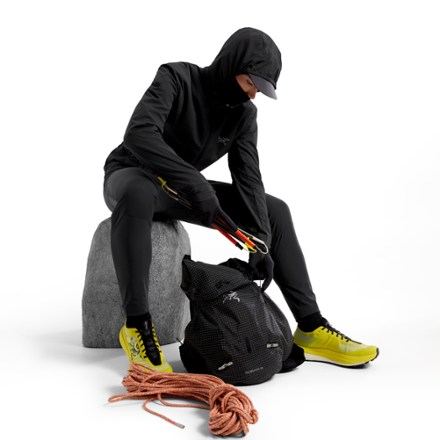 Norvan Insulated Hoody - Men's