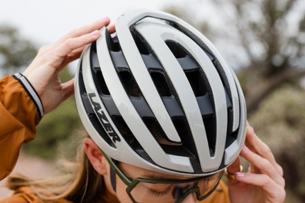 Z1 KinetiCore Bike Helmet