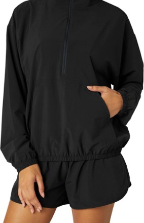 Stride Half-Zip Pullover - Women's