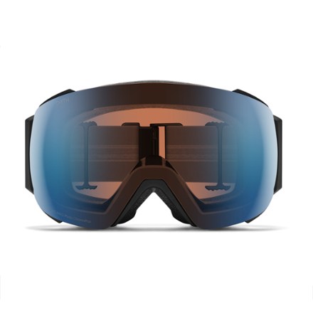I/O MAG ChromaPop Pro Photochromic Snow Goggles with gogglesoc