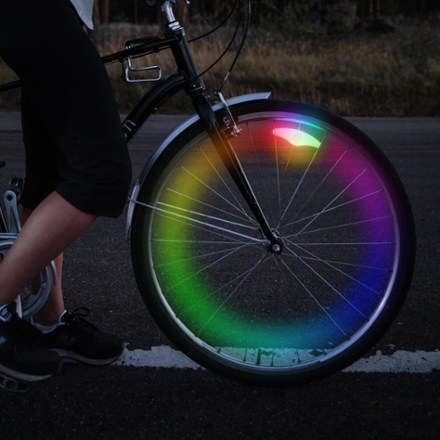 SpokeLit LED Wheel Light with Disc-O Select