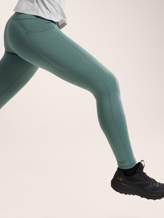 Essent Warm High-Rise Leggings 26" - Women's