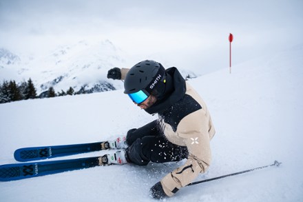 4D MAG XL ChromaPop Snow Goggles with gogglesoc