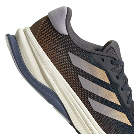 Supernova Solution Road-Running Shoes - Men's