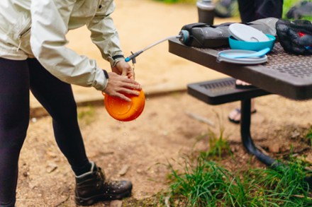 Seeker 6 L Water Storage Bag with Plug-N-Play Cap and Camp Tap