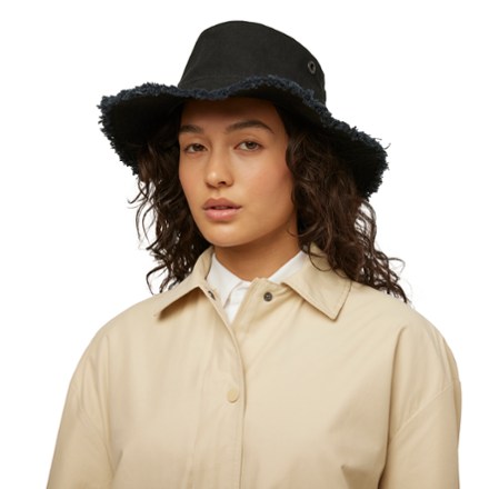 T3 Fringe Wanderer Hat