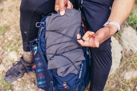 Inertia 24 H2O Hydration Pack - Men's