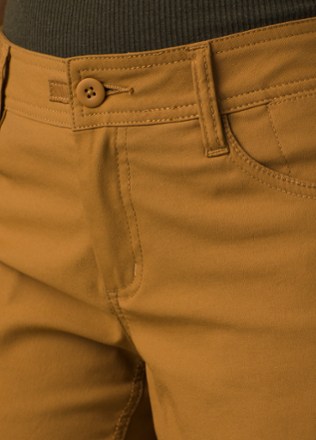 Halle Shorts II - Women's 7" Inseam