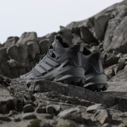 Terrex Skychaser Mid GORE-TEX Hiking Boots - Women's