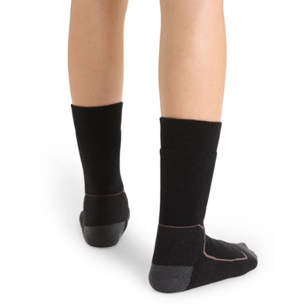 Hike+ Medium Crew Socks - Women's