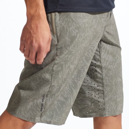 Summit Shell Bike Shorts - Men's