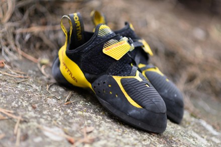 Solution Comp Climbing Shoes - Men's