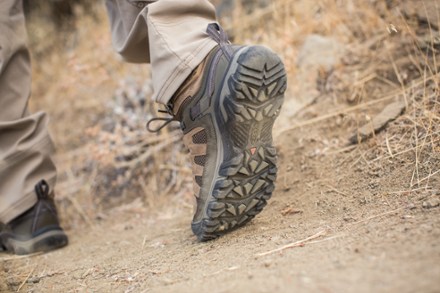 Targhee Vent Mid Hiking Boots - Men's