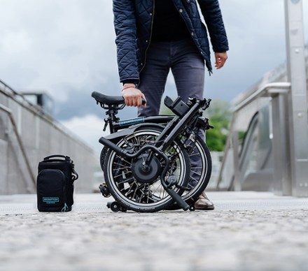 Electric C Line Explore Folding Bike - Mid