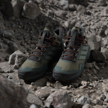 Terrex Skychaser Mid GORE-TEX Hiking Boots - Men's