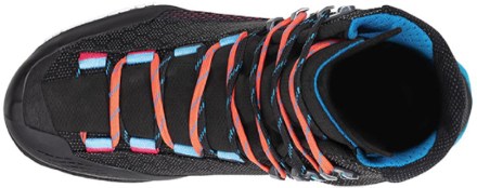 Aequilibrium ST GTX Mountaineering Boots - Women's