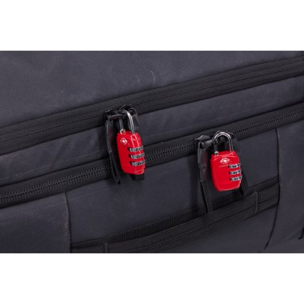 Aion 28" Wheeled Duffel
