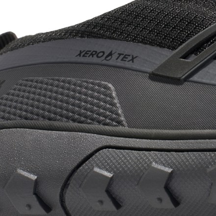 Scrambler Trail Low WP Hiking Shoes - Men's