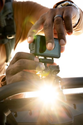 Magnetic Latch Ball Joint Mount