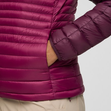 Fuego Hooded Down Jacket - Women's