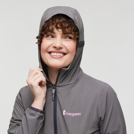 Vuelta Performance Windbreaker - Women's