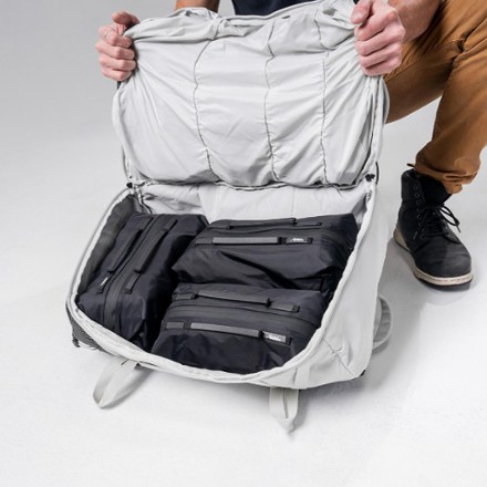 SEG28 Travel Pack