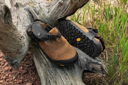 Mountain Clogs - Nubuck Leather