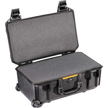 V525 Vault Rolling Case with Foam