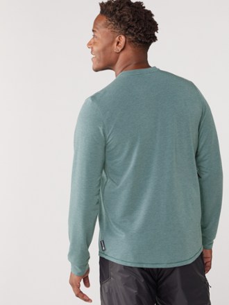 Aberdeen Long-Sleeve Henley Shirt - Men's