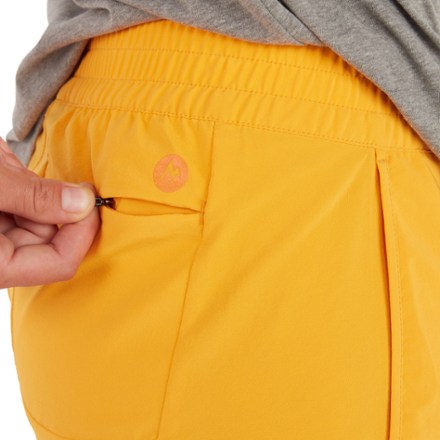 Elda 4" Shorts - Women's