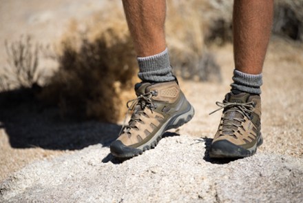 Targhee Vent Mid Hiking Boots - Men's