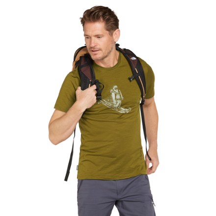 Merino 150 Tech Lite III Skiing Yeti Base Layer T-Shirt - Men's
