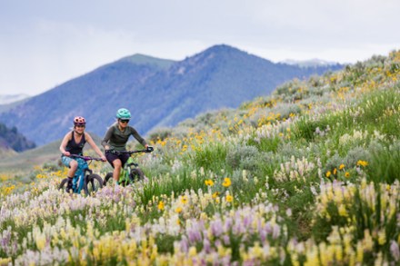 Kaweah Bike Shorts - Women's