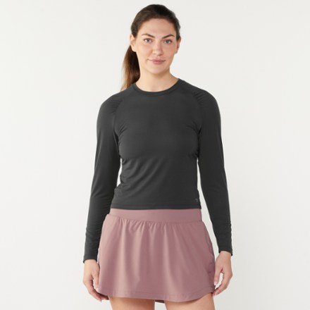Elevate Lightweight Fitted Long-Sleeve Shirt - Women's