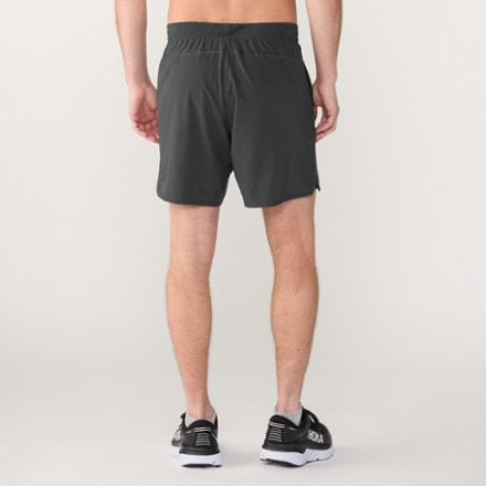 Active Pursuits 7" Shorts - Men's