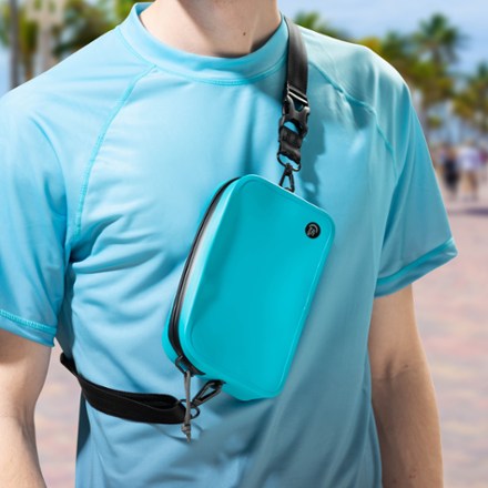 RunOff Waterproof Hip Pack