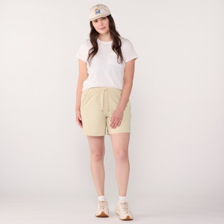 Active Pursuits 6" Shorts