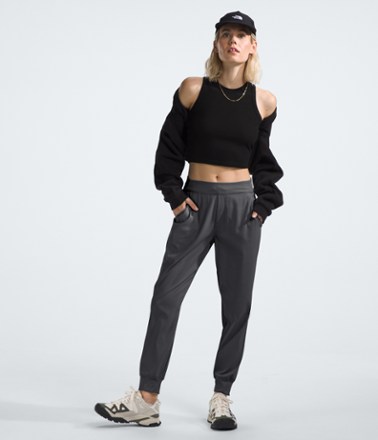 Aphrodite Joggers - Women's
