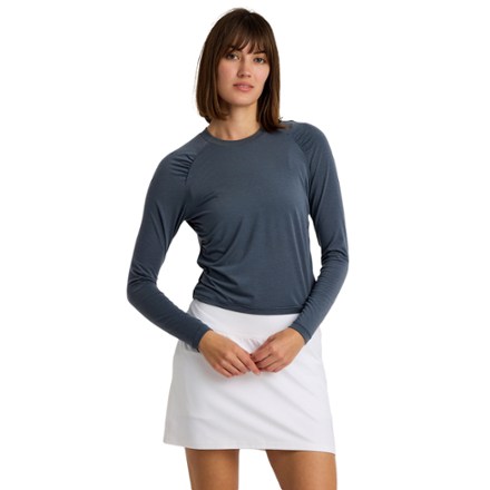 Elevate Lightweight Fitted Long-Sleeve Shirt - Women's