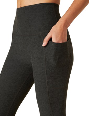 Out of Pocket High-Waisted Capri Leggings - Women's