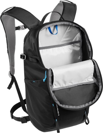Cloud Walker 18 Hydration Pack