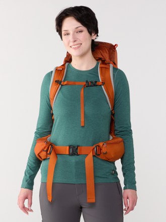 Traverse 35 Pack - Women's