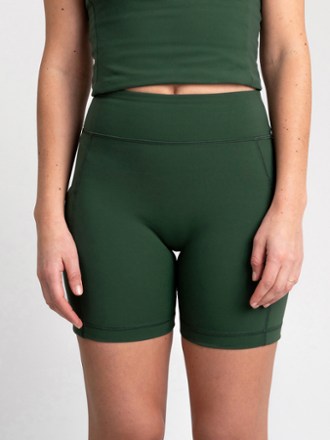 Adventure Perform Bike Shorts - Women's