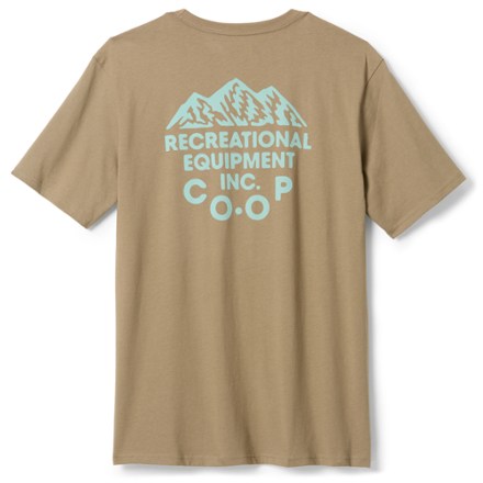 Mountain Badge Graphic T-Shirt