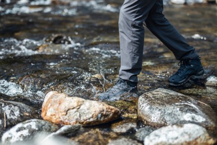 Renegade Evo GTX Mid Hiking Boots - Men's